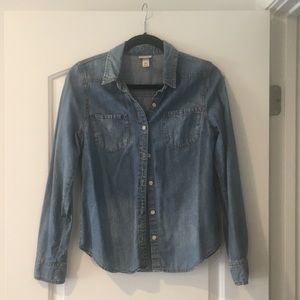 Mossimo denim shirt.
